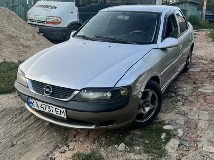 Сірий Опель Вектра, об'ємом двигуна 1.6 л та пробігом 300 тис. км за 850 $, фото 1 на Automoto.ua