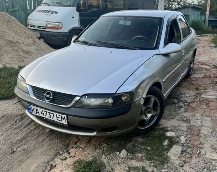 Сірий Опель Вектра, об'ємом двигуна 1.6 л та пробігом 300 тис. км за 850 $, фото 1 на Automoto.ua