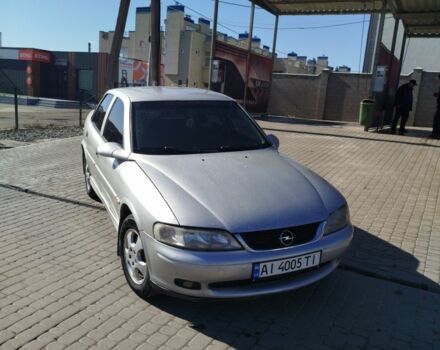 Серый Опель Вектра, объемом двигателя 2 л и пробегом 378 тыс. км за 2800 $, фото 1 на Automoto.ua