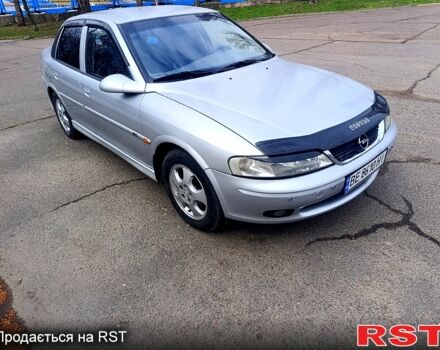 Сірий Опель Вектра, об'ємом двигуна 2 л та пробігом 151 тис. км за 3300 $, фото 1 на Automoto.ua