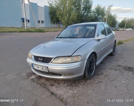 Серый Опель Вектра, объемом двигателя 2 л и пробегом 250 тыс. км за 650 $, фото 1 на Automoto.ua