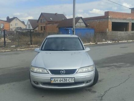 Опель Вектра 2000 у Буче на Automoto.ua Сірий Опель Вектра, об'ємом двигуна 2 л та пробігом 251 тис. км за 2700 $, фото 1 на Automoto.ua