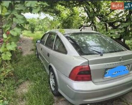 Сірий Опель Вектра, об'ємом двигуна 2 л та пробігом 330 тис. км за 3500 $, фото 1 на Automoto.ua