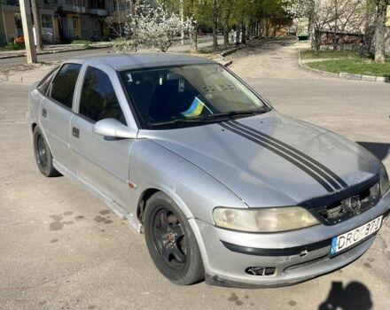 Сірий Опель Вектра, об'ємом двигуна 0 л та пробігом 3 тис. км за 450 $, фото 1 на Automoto.ua
