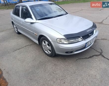 Сірий Опель Вектра, об'ємом двигуна 2 л та пробігом 151 тис. км за 3300 $, фото 1 на Automoto.ua