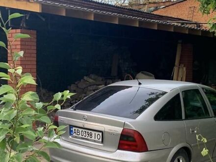Опель Вектра 2000 в Ямполе на Automoto.ua Серый Опель Вектра, объемом двигателя 2 л и пробегом 265 тыс. км за 4100 $, фото 1 на Automoto.ua
