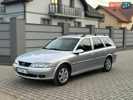 Сірий Опель Вектра, об'ємом двигуна 1.8 л та пробігом 260 тис. км за 3400 $, фото 1 на Automoto.ua