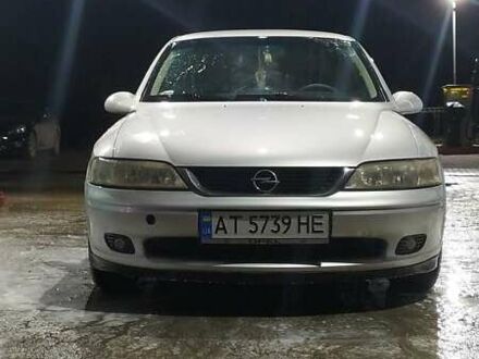 Серый Опель Вектра, объемом двигателя 2 л и пробегом 311 тыс. км за 2500 $, фото 1 на Automoto.ua