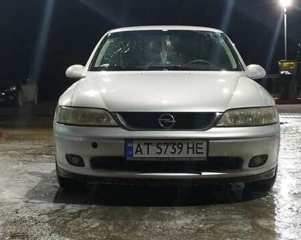 Серый Опель Вектра, объемом двигателя 2 л и пробегом 311 тыс. км за 2500 $, фото 1 на Automoto.ua