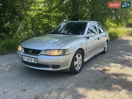 Сірий Опель Вектра, об'ємом двигуна 1.6 л та пробігом 590 тис. км за 1800 $, фото 1 на Automoto.ua