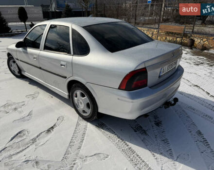 Серый Опель Вектра, объемом двигателя 1.79 л и пробегом 384 тыс. км за 2650 $, фото 1 на Automoto.ua