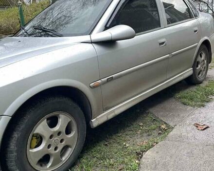 Серый Опель Вектра, объемом двигателя 1.8 л и пробегом 290 тыс. км за 2700 $, фото 1 на Automoto.ua