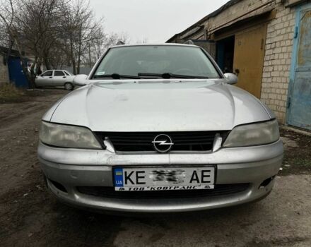 Сірий Опель Вектра, об'ємом двигуна 2 л та пробігом 330 тис. км за 2500 $, фото 1 на Automoto.ua