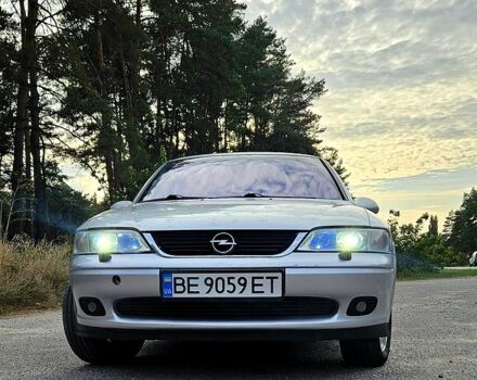 Сірий Опель Вектра, об'ємом двигуна 1.8 л та пробігом 314 тис. км за 3500 $, фото 1 на Automoto.ua