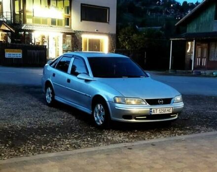 Серый Опель Вектра, объемом двигателя 2 л и пробегом 363 тыс. км за 3000 $, фото 1 на Automoto.ua