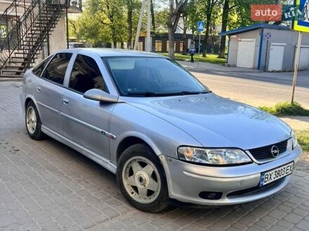 Серый Опель Вектра, объемом двигателя 2 л и пробегом 330 тыс. км за 3500 $, фото 1 на Automoto.ua
