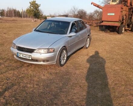 Серый Опель Вектра, объемом двигателя 2 л и пробегом 296 тыс. км за 1550 $, фото 1 на Automoto.ua