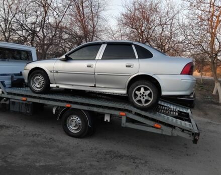 Серый Опель Вектра, объемом двигателя 2 л и пробегом 400 тыс. км за 450 $, фото 1 на Automoto.ua