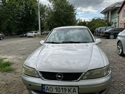 Сірий Опель Вектра, об'ємом двигуна 1.6 л та пробігом 360 тис. км за 1800 $, фото 1 на Automoto.ua