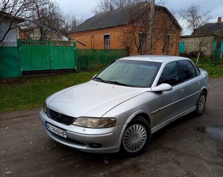 Серый Опель Вектра, объемом двигателя 2 л и пробегом 300 тыс. км за 1650 $, фото 1 на Automoto.ua