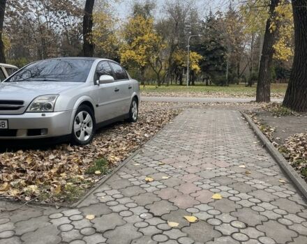 Сірий Опель Вектра, об'ємом двигуна 2.2 л та пробігом 3 тис. км за 3850 $, фото 1 на Automoto.ua