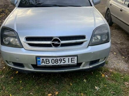 Серый Опель Вектра, объемом двигателя 2.2 л и пробегом 230 тыс. км за 3500 $, фото 1 на Automoto.ua