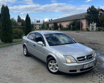 Сірий Опель Вектра, об'ємом двигуна 2 л та пробігом 242 тис. км за 2999 $, фото 1 на Automoto.ua