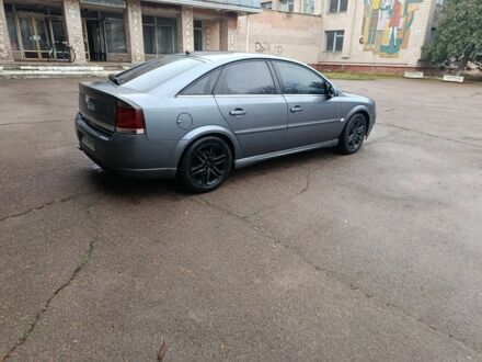 Серый Опель Вектра, объемом двигателя 2.2 л и пробегом 289 тыс. км за 4000 $, фото 1 на Automoto.ua