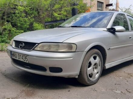 Опель Вектра 2002 у Києві на Automoto.ua Сірий Опель Вектра, об'ємом двигуна 2 л та пробігом 250 тис. км за 670 $, фото 1 на Automoto.ua