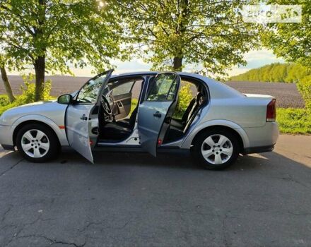Серый Опель Вектра, объемом двигателя 2 л и пробегом 267 тыс. км за 4200 $, фото 1 на Automoto.ua
