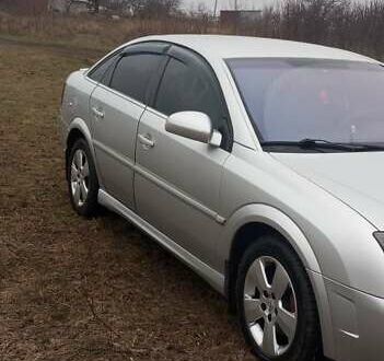 Опель Вектра 2002 в Полтаве на Automoto.ua Серый Опель Вектра, объемом двигателя 2.2 л и пробегом 300 тыс. км за 4600 $, фото 1 на Automoto.ua
