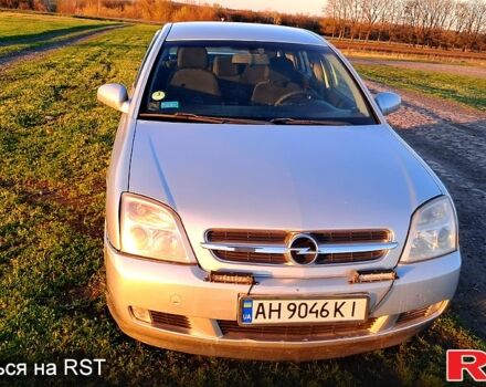 Серый Опель Вектра, объемом двигателя 2.2 л и пробегом 307 тыс. км за 3200 $, фото 1 на Automoto.ua