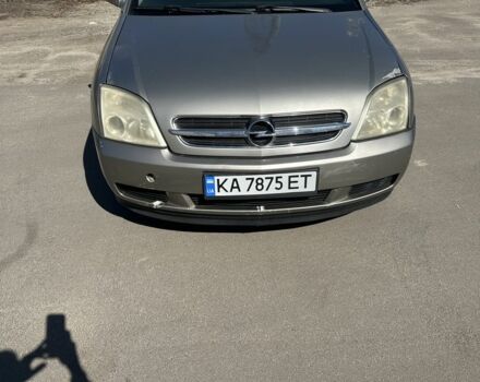 Серый Опель Вектра, объемом двигателя 2.2 л и пробегом 216 тыс. км за 2500 $, фото 1 на Automoto.ua