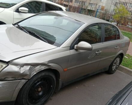 Сірий Опель Вектра, об'ємом двигуна 2.2 л та пробігом 253 тис. км за 2500 $, фото 1 на Automoto.ua