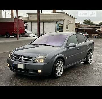 Серый Опель Вектра, объемом двигателя 2.2 л и пробегом 280 тыс. км за 5000 $, фото 1 на Automoto.ua