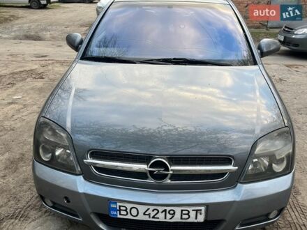 Серый Опель Вектра, объемом двигателя 2.2 л и пробегом 323 тыс. км за 4000 $, фото 1 на Automoto.ua