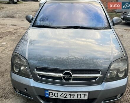 Серый Опель Вектра, объемом двигателя 2.2 л и пробегом 323 тыс. км за 4000 $, фото 1 на Automoto.ua