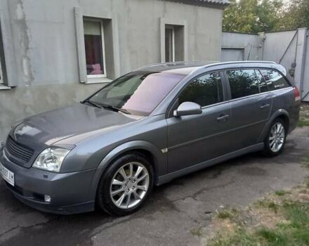 Серый Опель Вектра, объемом двигателя 2.2 л и пробегом 260 тыс. км за 5000 $, фото 1 на Automoto.ua