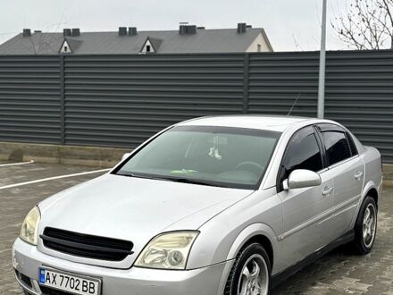 Серый Опель Вектра, объемом двигателя 2.2 л и пробегом 300 тыс. км за 2800 $, фото 1 на Automoto.ua