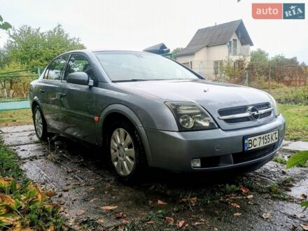 Сірий Опель Вектра, об'ємом двигуна 1.8 л та пробігом 215 тис. км за 3600 $, фото 1 на Automoto.ua
