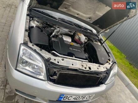 Сірий Опель Вектра, об'ємом двигуна 2.02 л та пробігом 146 тис. км за 3500 $, фото 1 на Automoto.ua
