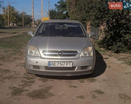 Сірий Опель Вектра, об'ємом двигуна 1.7 л та пробігом 250 тис. км за 3800 $, фото 1 на Automoto.ua