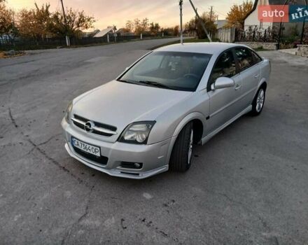 Сірий Опель Вектра, об'ємом двигуна 2.2 л та пробігом 320 тис. км за 4800 $, фото 1 на Automoto.ua