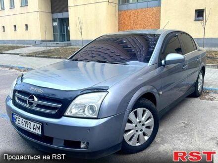 Сірий Опель Вектра, об'ємом двигуна 2.2 л та пробігом 350 тис. км за 3800 $, фото 1 на Automoto.ua