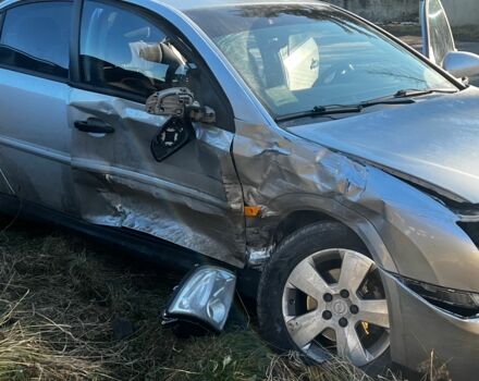 Сірий Опель Вектра, об'ємом двигуна 1.8 л та пробігом 120 тис. км за 2200 $, фото 1 на Automoto.ua