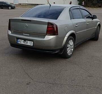 Серый Опель Вектра, объемом двигателя 2.2 л и пробегом 246 тыс. км за 3800 $, фото 1 на Automoto.ua