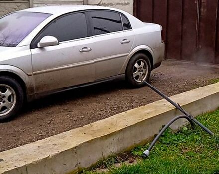 Серый Опель Вектра, объемом двигателя 2.2 л и пробегом 35 тыс. км за 2750 $, фото 1 на Automoto.ua