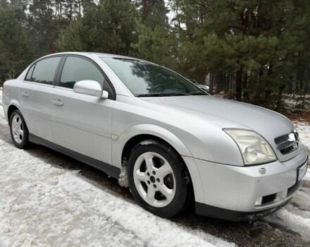 Серый Опель Вектра, объемом двигателя 3.2 л и пробегом 275 тыс. км за 4450 $, фото 1 на Automoto.ua