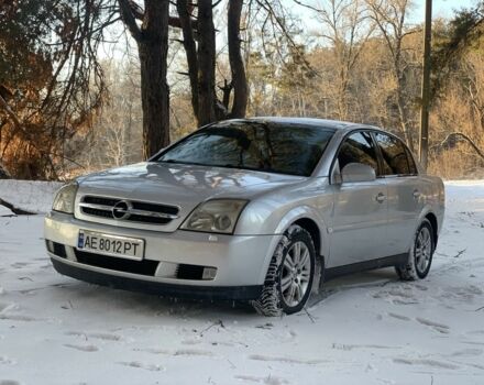 Серый Опель Вектра, объемом двигателя 3.2 л и пробегом 281 тыс. км за 5000 $, фото 1 на Automoto.ua