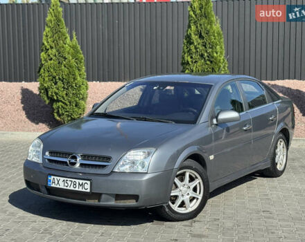 Сірий Опель Вектра, об'ємом двигуна 1.9 л та пробігом 244 тис. км за 4800 $, фото 1 на Automoto.ua